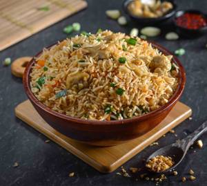 Chicken Burnt Garlic Fried Rice