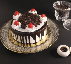 Black Forest Cake [600 Gms]