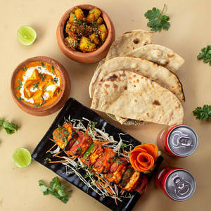Special Punjabi Paneer Combo