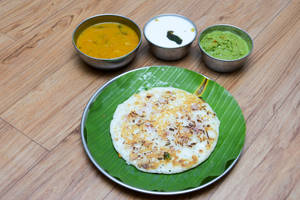 Onion Uttapam
