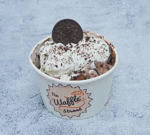 Oreo Chocolate Sundae With Vanilla Ice Cream