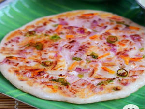 Onion Paneer Uttapam