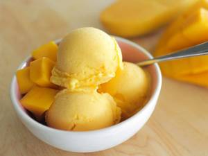 Alphonso Mango (100 gms)