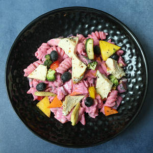 Beetroot Pink-sauce Chicken Wheat Pasta