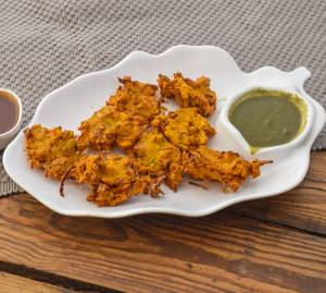 Aloo Pyaz Pakora