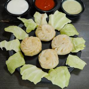 Veg  Steamed Momos