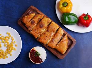 Tandoori Paneer Tikka Stuffed Garlic Bread