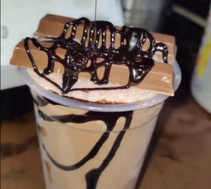 Kit Kat Shake