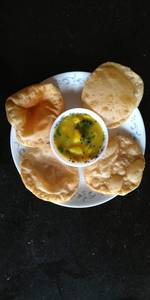 Poori Masala (3 Nos) (Medium Size)