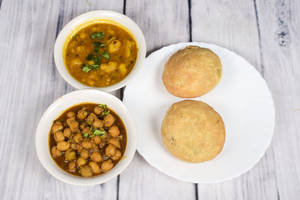 Khasta Kachori [ 1 Plate,2 Pcs ]