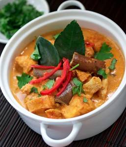 Paneer Exotic Veggies Thai Curry [red Or Green]