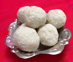 Khoya Till Ladoo