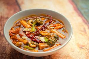 Thai Red Curry With Steam Rice Chicken