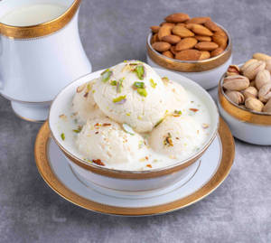 White Rasmalai