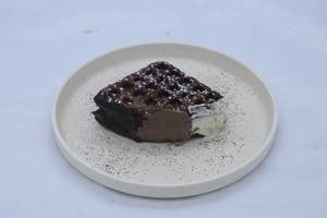 Tripple Chocolate Waffle 
