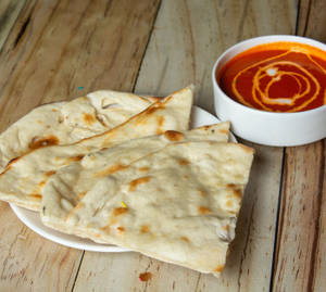 Onion Naan With Gravy