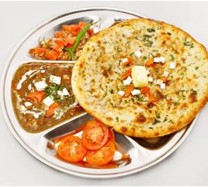 Amritsari Naan Thali
