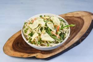 Egg hakka noodles