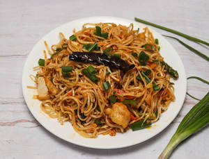Chicken Chilli Garlic Noodles