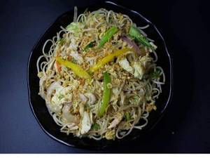 Chicken Burnt Garlic Noodles
