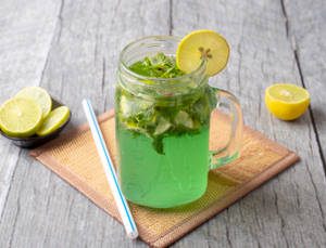 Green Apple Mojito