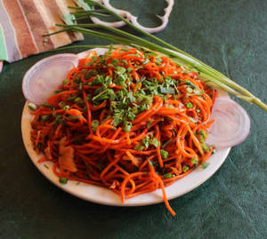 Veg Schezwan Noodles        