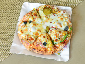6Cheese Burst Pizza"