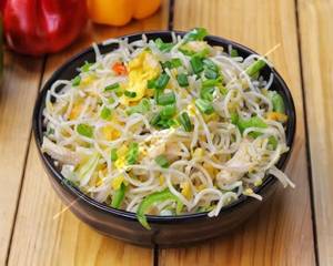 Chicken Hakka Noodles
