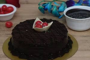 Eggless chocolate mud cake                                                         