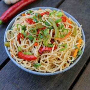 Garlic Noodles