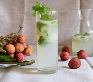 Litchi Mojito