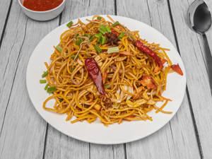 Veg Hakka Noodles