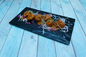 Manchurian Momos [5 Pieces]