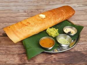 Butter masala dosa