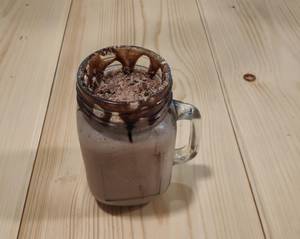 Crunchy Kit Kat Milkshake