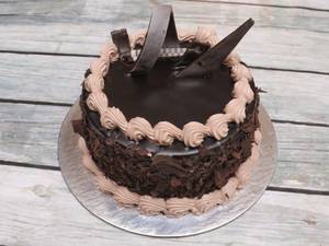 Royal Chocolate Cake (500 Gm)