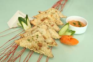 Chicken & Cheese Sambusak