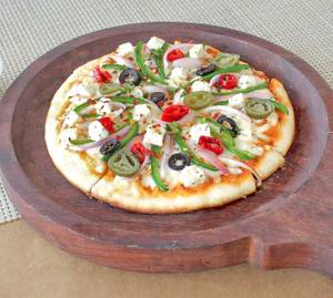 Chilli Paneer Pizza