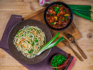 Veg Manchurian Gravy Combo (Serves 1)