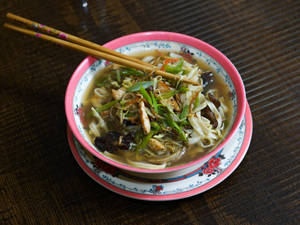 Chicken Thukpa  (8 Pcs)