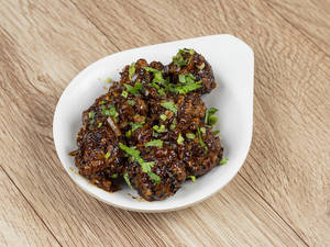 Veg Manchurian Dry [8 pieces]