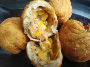 Cheese Corn Momos