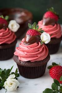 Strawberry Cup Cake    