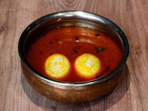 Egg Kari
