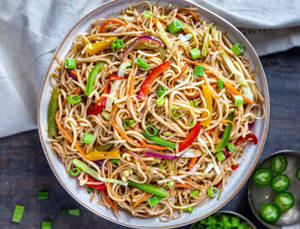 Veg Hakka Noodles 