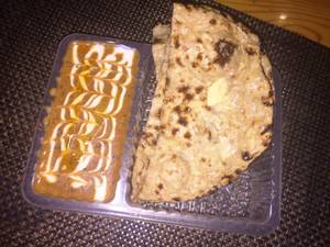 Dal Makhani + 2 Butter Roti