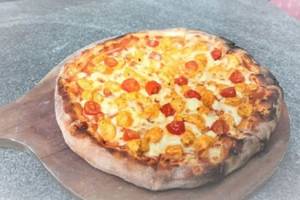 11" Sourdough Nonveg Spicy Chicken With Cherry Tomato