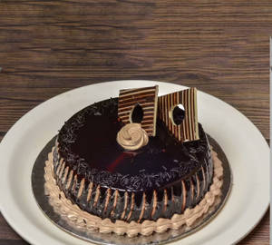 Chocolate Ganache Cake