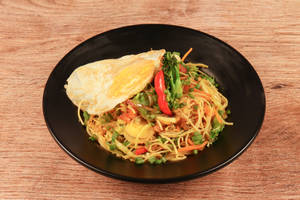 Chicken Singapuri Noodles