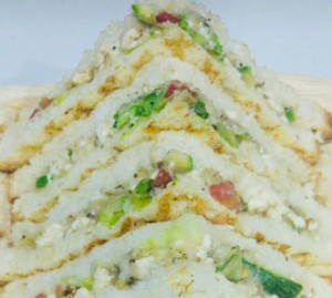 Cheese Chicken Sandwich 3 Layer